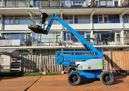 mast boom lifts manufacturer